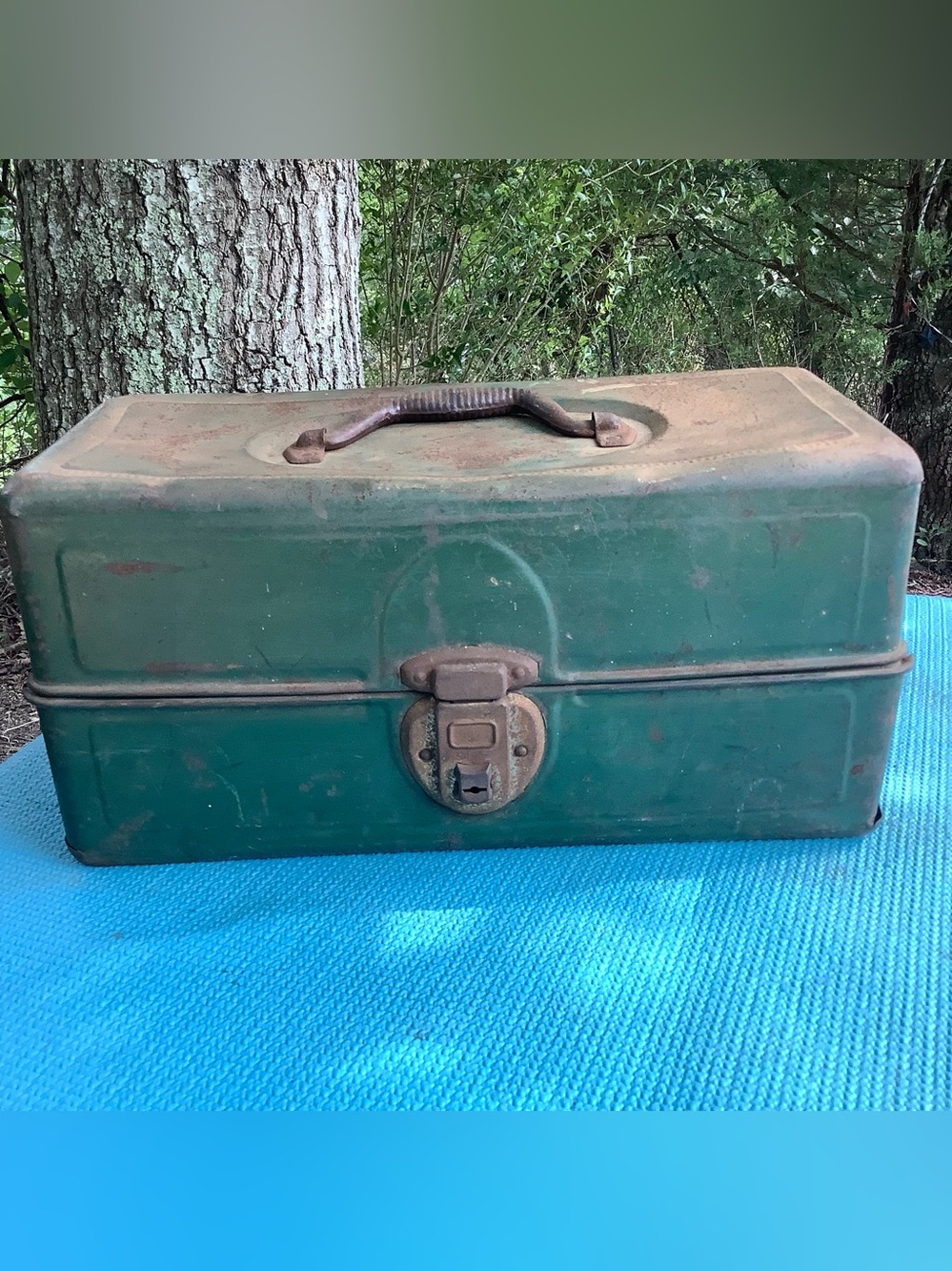Vintage Metal Tackle Box Cantilever Tray Green Weathered Patina 13” X 6” X 7”